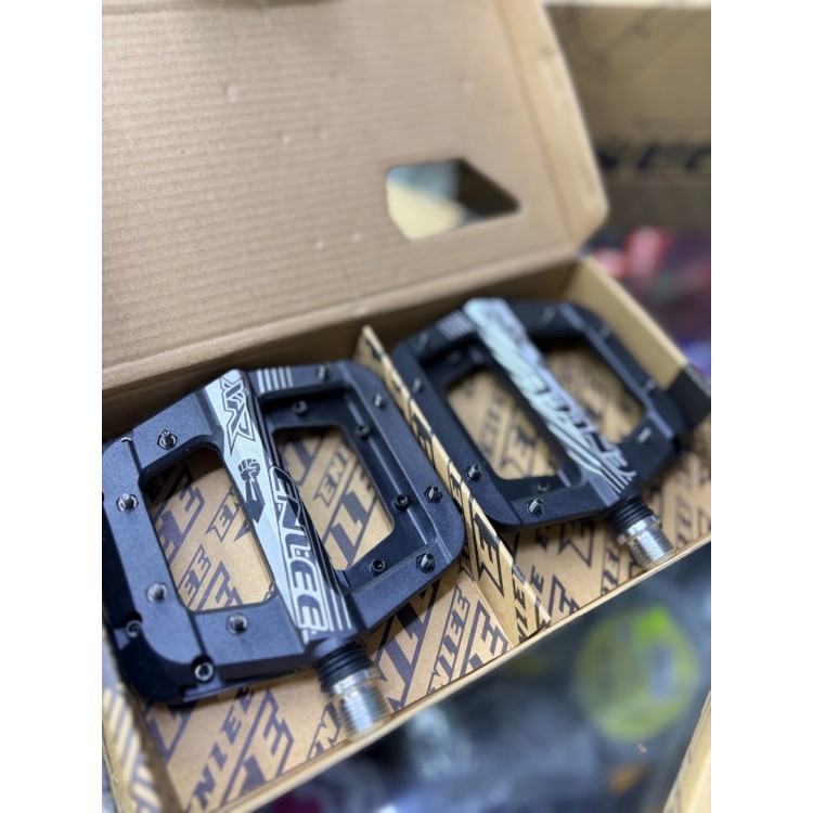 ENLEE Rulmanlı Çivili Platform Bisiklet Pedalı | Mat Siyah